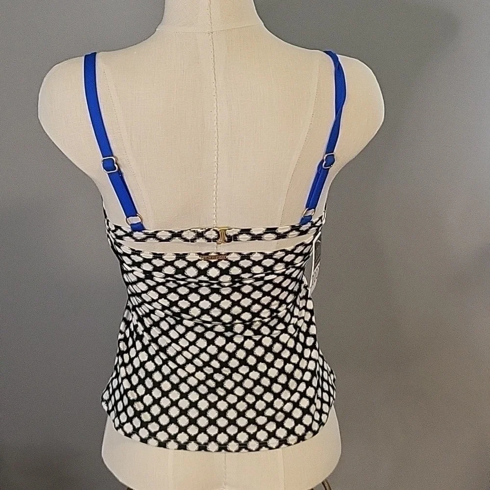 Swim Systems black white